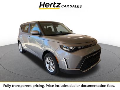Used 2025 Kia Soul LX w/ LX Technology Package