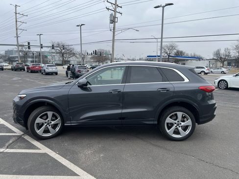 Used 2025 Audi Q5 Premium Plus w/ Premium Plus image 3