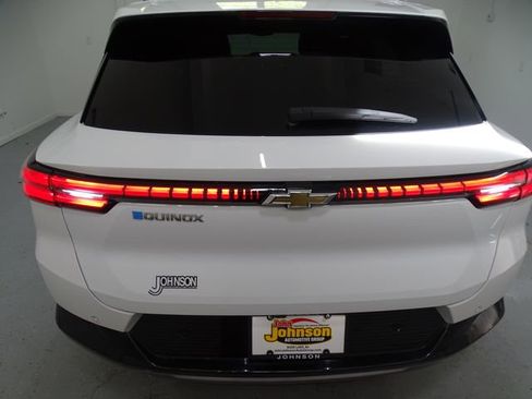 Used 2025 Chevrolet Equinox EV LT w/ Convenience Package FWD image 18