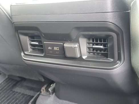 Used 2021 Chevrolet Silverado 1500 RST w/ Convenience Package II AWD/4WD image 31