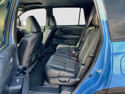 Used 2025 Honda Passport TrailSport image 24