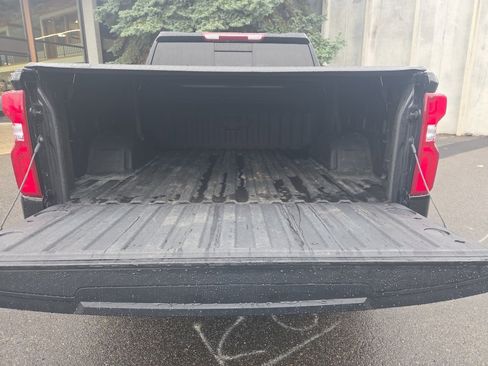 Used 2020 Chevrolet Silverado 1500 RST image 10