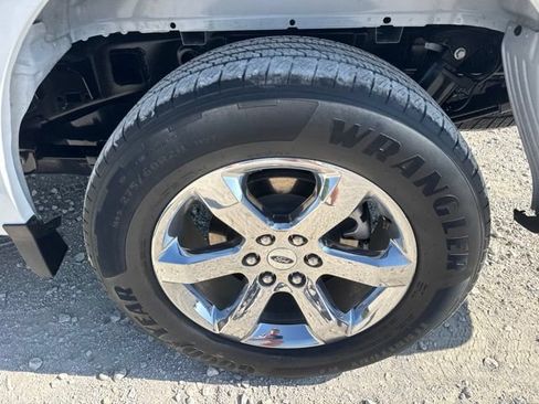 Used 2022 Ford F150 Lariat w/ Equipment Group 502A High RWD image 32