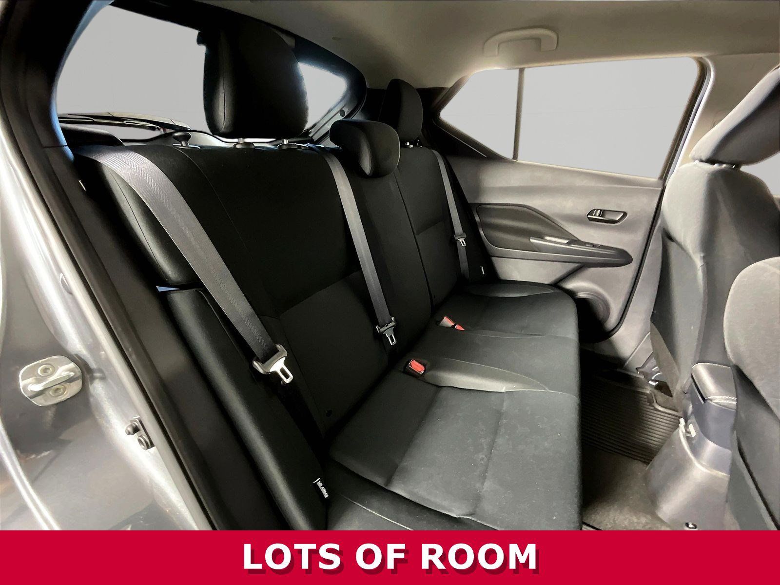 Used 2023 Nissan Kicks S FWD image 23