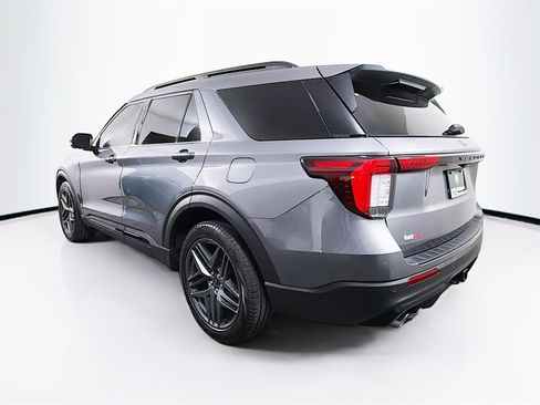 Used 2025 Ford Explorer ST w/ Sun And Sound Package image 5