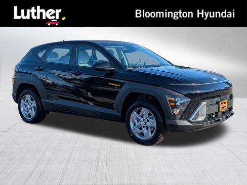 New 2026 Hyundai Kona SE image 1