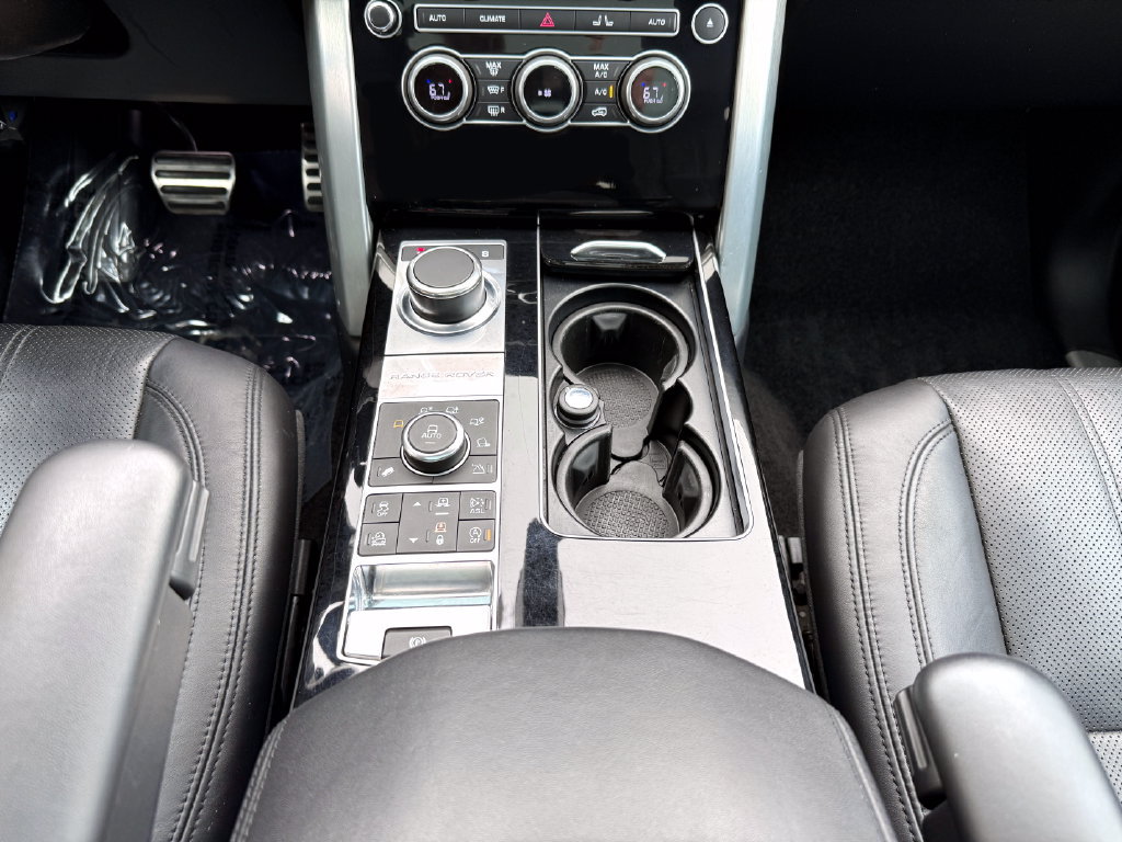 Used 2016 Land Rover Range Rover Supercharged AWD/4WD image 34