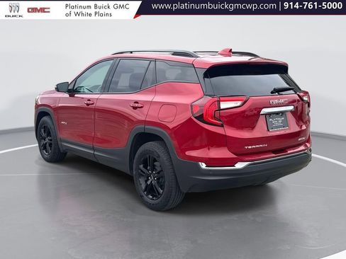 Used 2024 GMC Terrain AT4 image 5