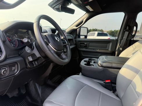 New 2026 RAM 3500 Tradesman AWD/4WD image 4