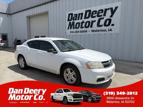 Used 2013 Dodge Avenger SE FWD image 1