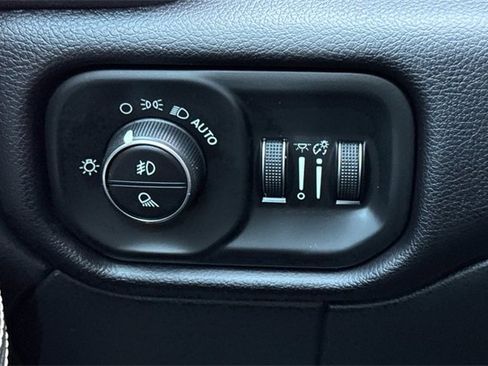 Used 2021 RAM 2500 Laramie w/ Night Edition image 42