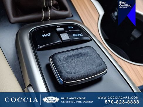 Used 2018 Lexus RX 450hL Premium w/ Premium Package AWD/4WD image 26