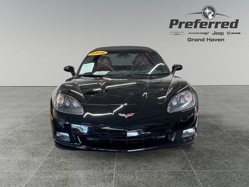 Used 2006 Chevrolet Corvette Convertible w/ Preferred Equipment Group RWD image 13