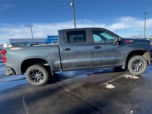 Used 2019 Chevrolet Silverado 1500 LT Trail Boss image 9