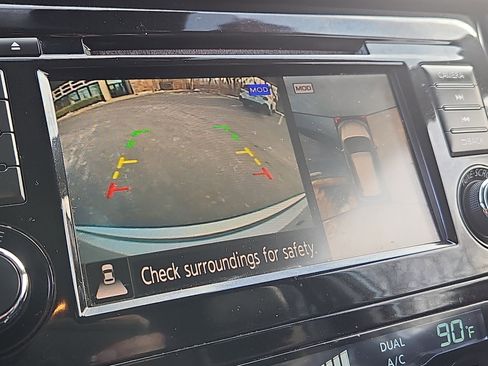 Used 2019 Nissan Rogue SL image 8