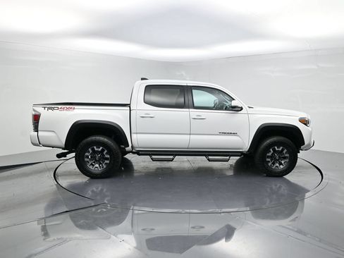 Used 2023 Toyota Tacoma TRD Off-Road AWD/4WD image 4