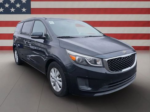 Used 2016 Kia Sedona LX w/ LX Essentials Premium Package image 1