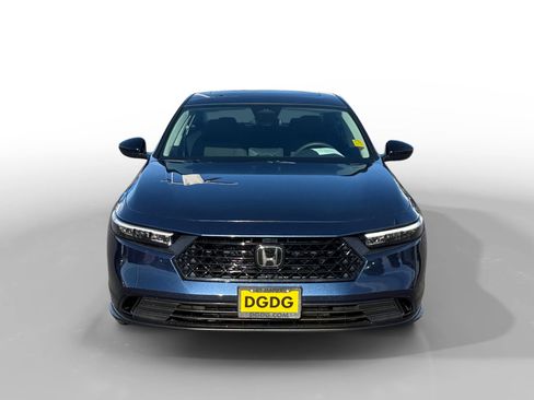 Certified 2025 Honda Accord SE image 8