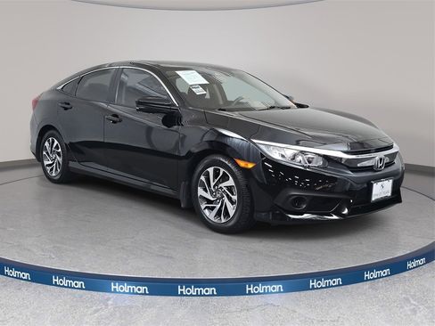 Used 2017 Honda Civic EX image 4
