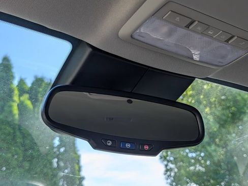 Used 2016 Buick Encore Convenience FWD image 25