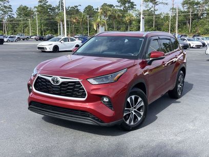 Used 2022 Toyota Highlander XLE