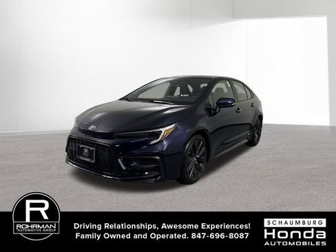 Used 2024 Toyota Corolla SE w/ SE Package AWD/4WD image 2