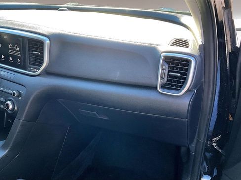 Used 2020 Kia Sportage LX image 26