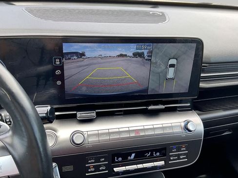 Used 2024 Hyundai Kona Limited AWD/4WD image 26