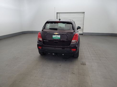 Used 2021 Chevrolet Trax LS AWD/4WD image 7