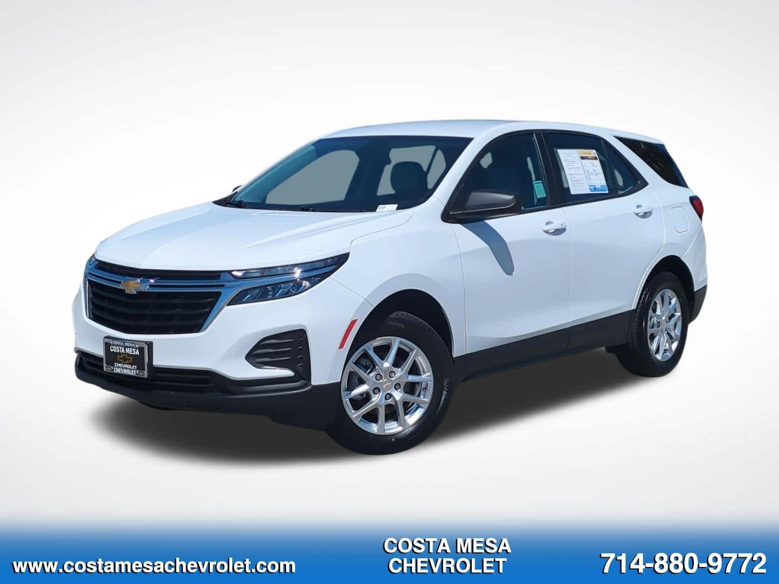 Used 2022 Chevrolet Equinox LS w/ LPO, Cargo Package AWD/4WD image 1