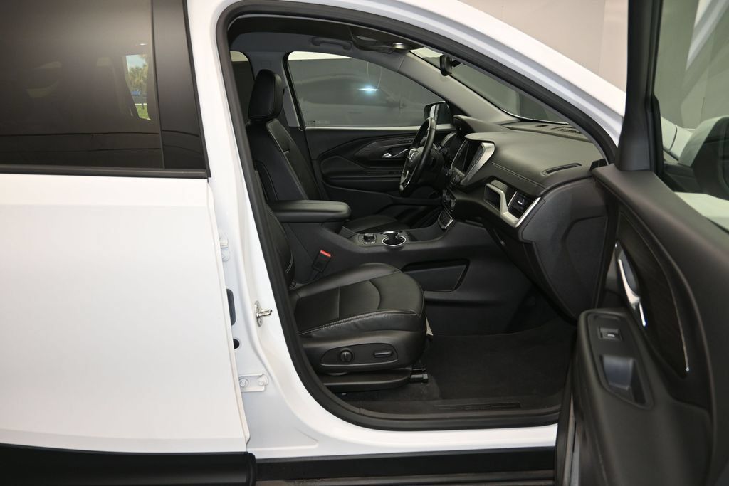 Used 2024 GMC Terrain SLT AWD/4WD image 26
