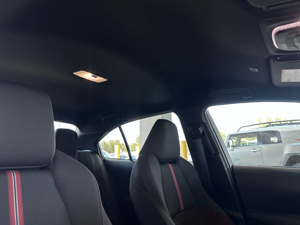 Used 2026 Toyota Corolla SE FWD image 15