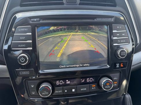 Used 2016 Nissan Maxima 3.5 SV FWD image 12