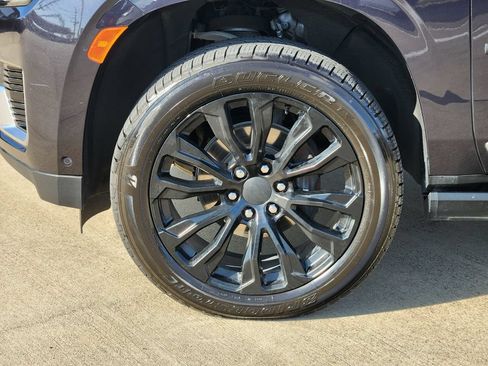 Used 2024 GMC Yukon Denali w/ Denali Reserve Package AWD/4WD image 10