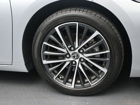 Used 2022 Lexus ES 350 w/ Premium Package image 35