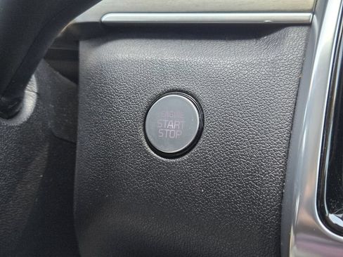 Used 2023 Kia Sorento SX AWD/4WD image 23