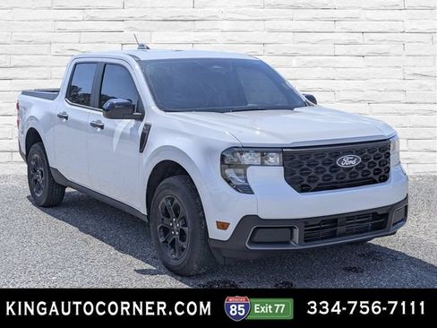 Used 2025 Ford Maverick XLT w/ XLT Luxury Package AWD/4WD image 3