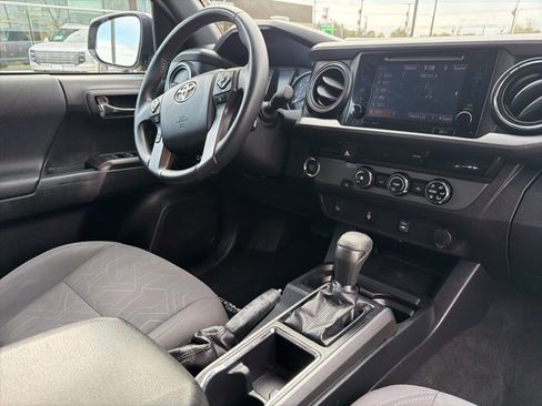 Used 2017 Toyota Tacoma TRD Sport w/ Tow Package image 14