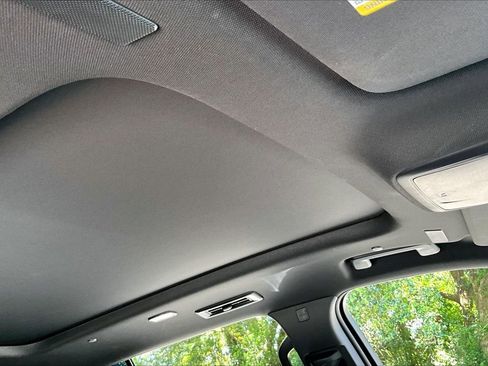 Used 2024 Chevrolet Traverse RS w/ LPO, Floor Liner Package FWD image 28