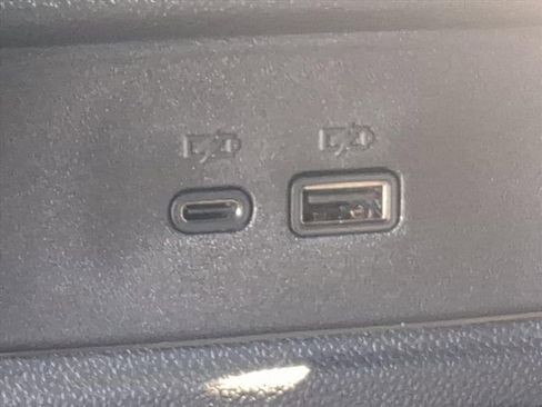 New 2026 Chevrolet Trax RS image 10