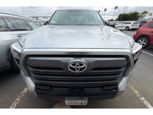 Used 2024 Toyota Tundra Limited AWD/4WD image 3