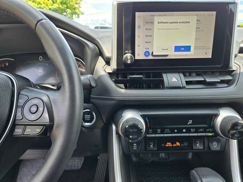 Used 2023 Toyota RAV4 XLE w/ Convenience Package AWD/4WD image 14