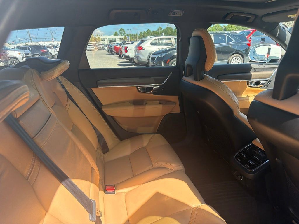 Used 2018 Volvo V90 T5 Cross Country w/ Convenience Package AWD/4WD image 20