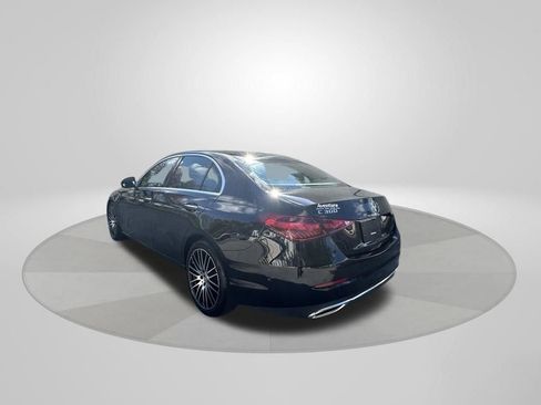 Used 2025 Mercedes-Benz C 300 Sedan image 5