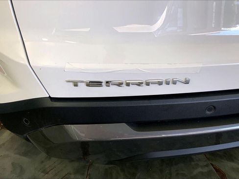 Used 2026 GMC Terrain Elevation FWD image 8