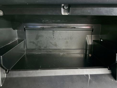 Used 2023 Toyota Tacoma TRD Sport image 32