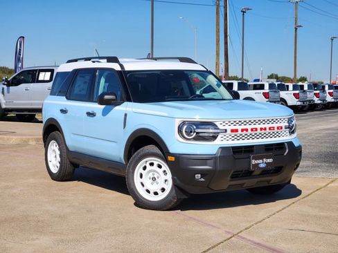 New 2025 Ford Bronco Sport Heritage w/ Convenience Package image 2