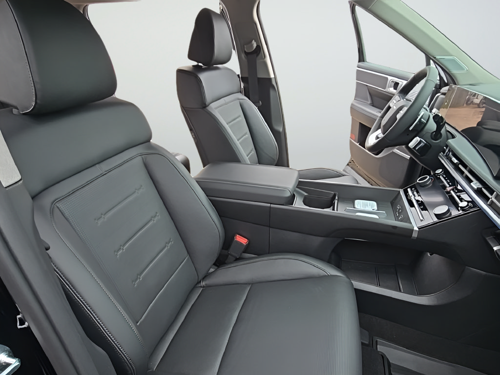 Used 2026 Hyundai Santa Fe Limited AWD/4WD image 19