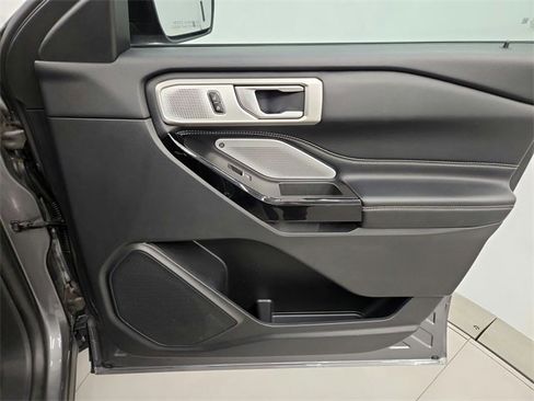 Used 2023 Ford Explorer ST w/ Technology Package image 35