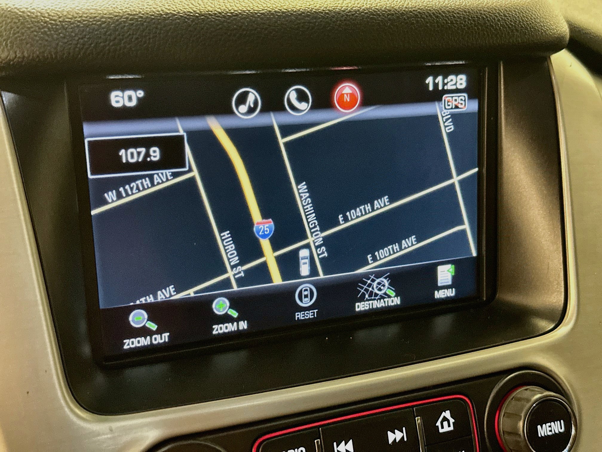 Used 2015 GMC Yukon SLT AWD/4WD image 22